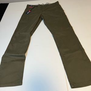 Chaps Green Slim Straight Fit Pants size 36/34